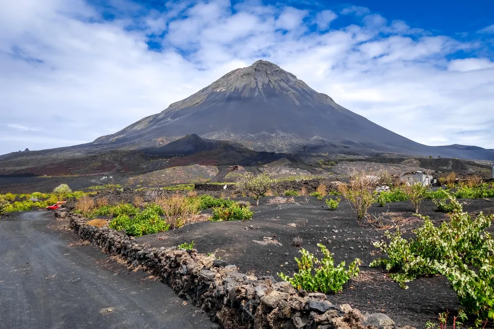 Fogo: A Ilha Vulcânica de Cabo Verde